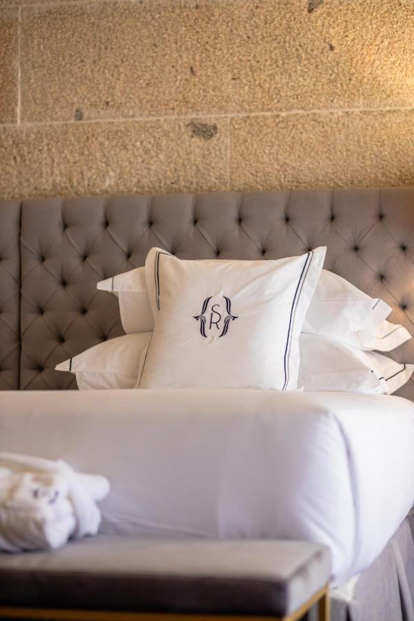 Solar Do Requeijo By Luna Hotels & Resorts Аркуш-ди-Валдевеш Экстерьер фото A monogram on a pillow